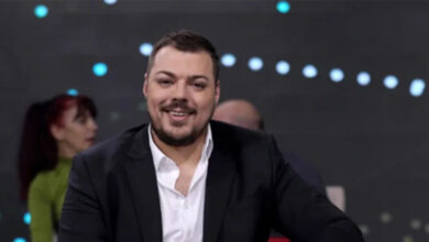 Sloba Vasić u mantiji pod Ostrogom izazvao buru na mrežama