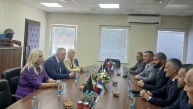 Minić i Cvijanovićeva u posjeti Bratuncu i Potočarima