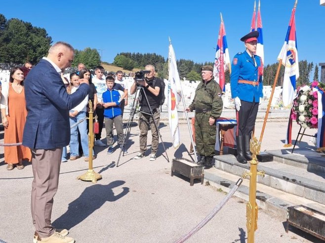 Minić odao počast poginulim borcima Treće sarajevske brigade VRS
