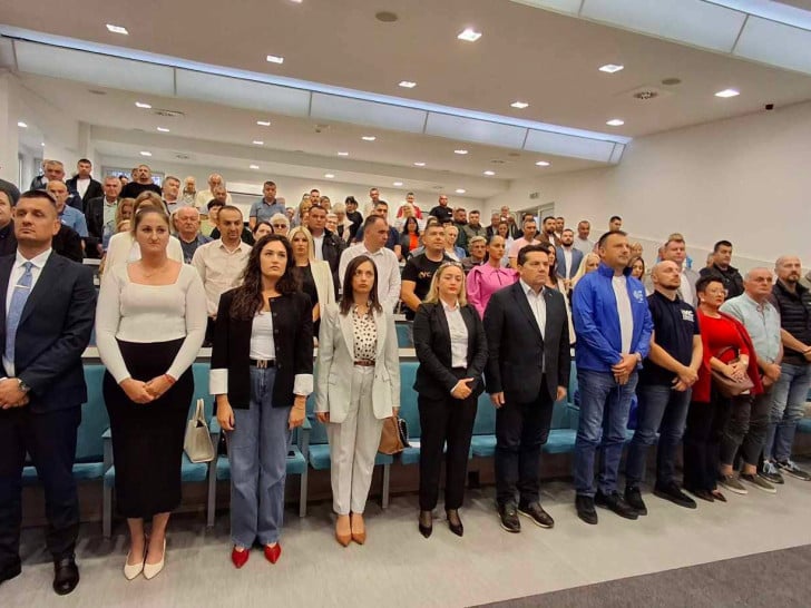Održan skup Ujedinjene Srpske u Novom Gradu: Poruke o razvoju i privredi