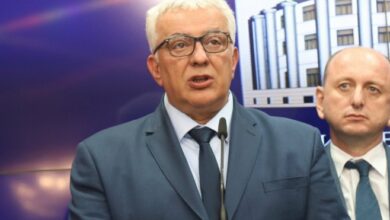 Andrija Mandić potpisao inicijativu kojom predlaže svoje razrješenje sa čela parlamenta