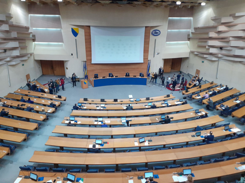 Novi saziv Predstavničkog doma PS BiH: 16 stranaka i koalicija, evo ko su budući poslanici