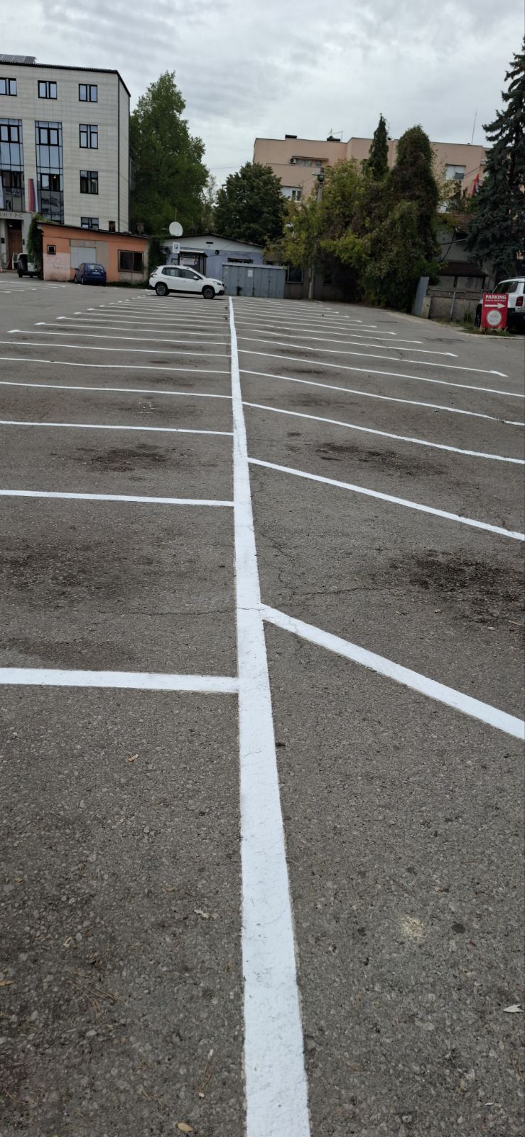 Obilježavanje parking mjesta u Banjaluci privodi se kraju