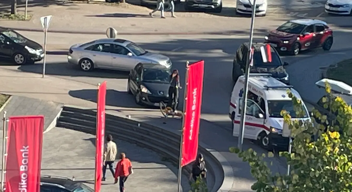 Povrijeđen biciklista na kružnom toku u Banjaluci