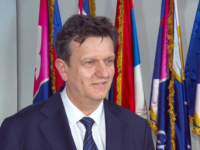 Branko Blanuša čestitao studentima i građanima u Srbiji