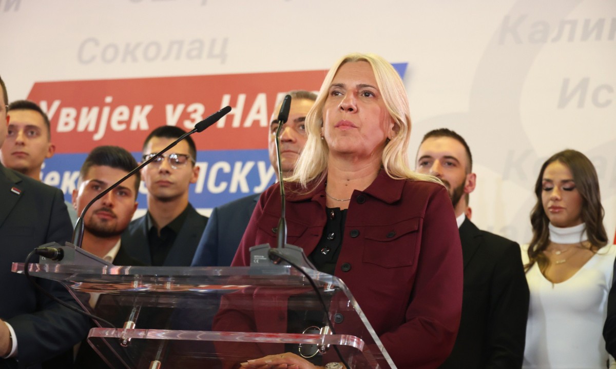 Cvijanovićeva vodi ispred Božovića, Vukanović treći