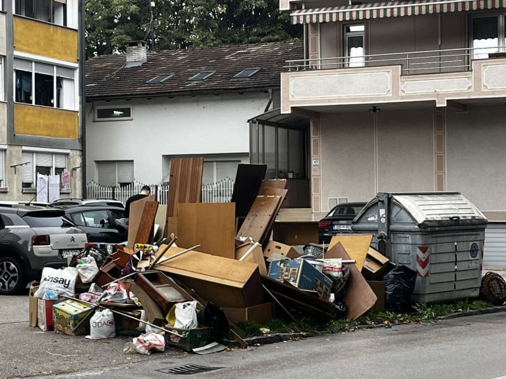 Kabasti otpad stvara divlje deponije po banjalučkim naseljima