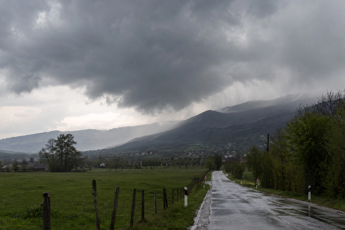 Izdato upozorenje na poplave i klizišta u 13 mjesta u BiH: Za banjalučku regiju narandžasti meteoalarm