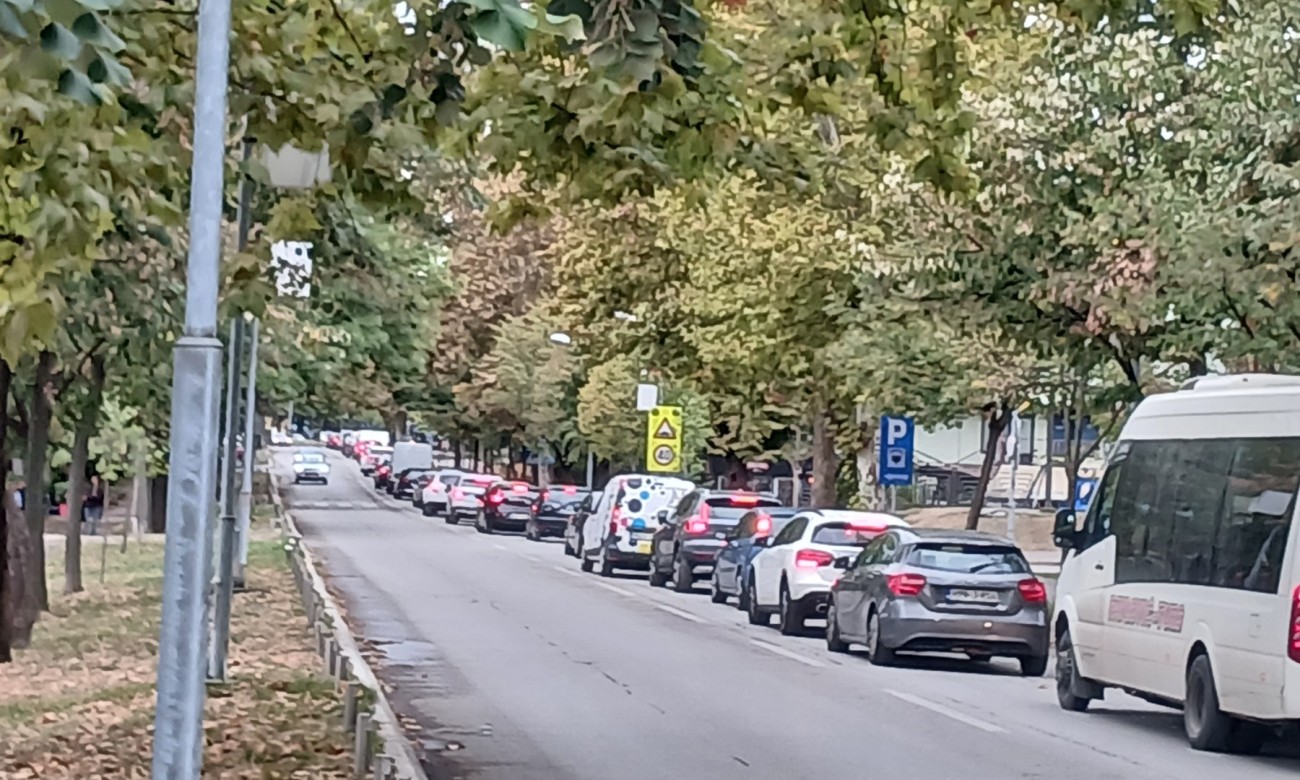 Saobraćajni kolaps u Banjaluci: Građani gube strpljenje dok čekaju u kolonama