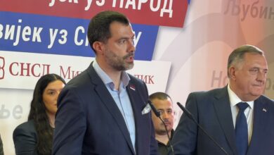 Milorad Dodik poručio: U mladima je budućnost Banjaluke i Srpske