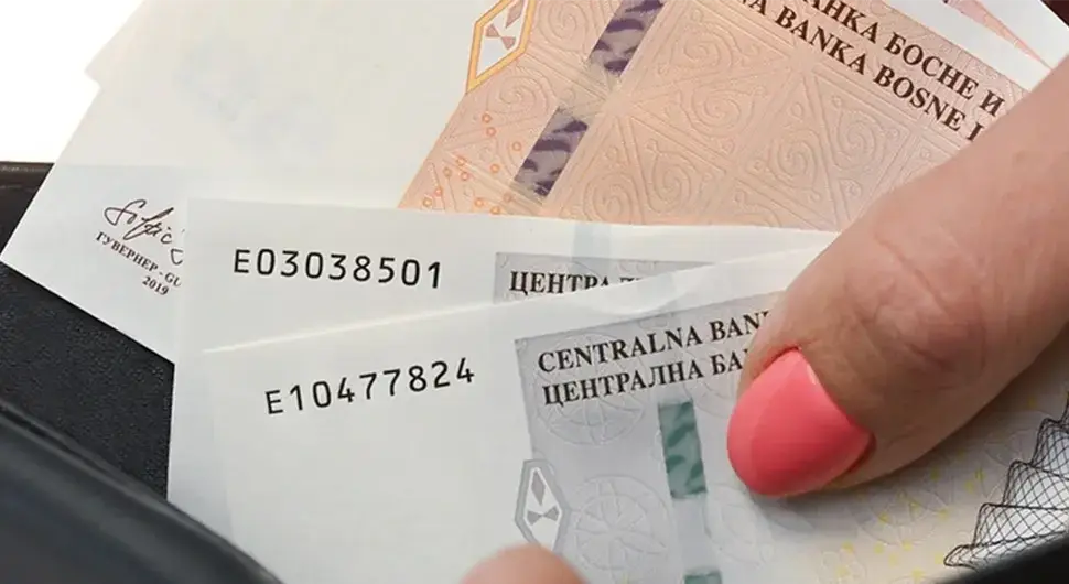 Stopa štednje i upravljanje novcem: Koliko odvajati od plate