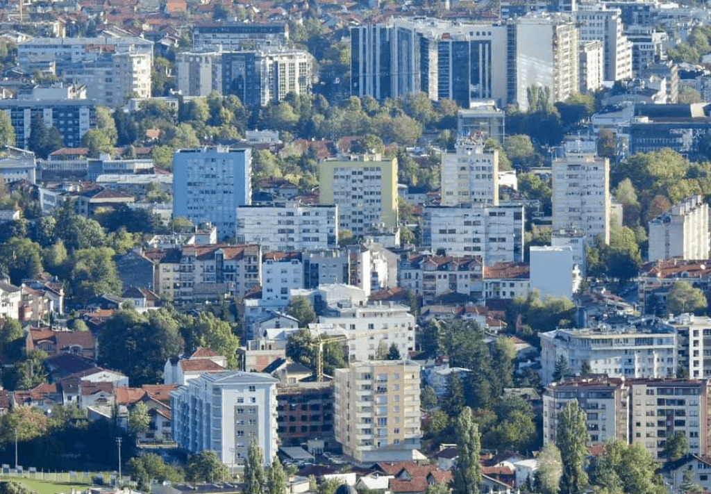 Dan bez automobila u Banjaluci: azot-dioksid niži 74 odsto, čađ za trećinu