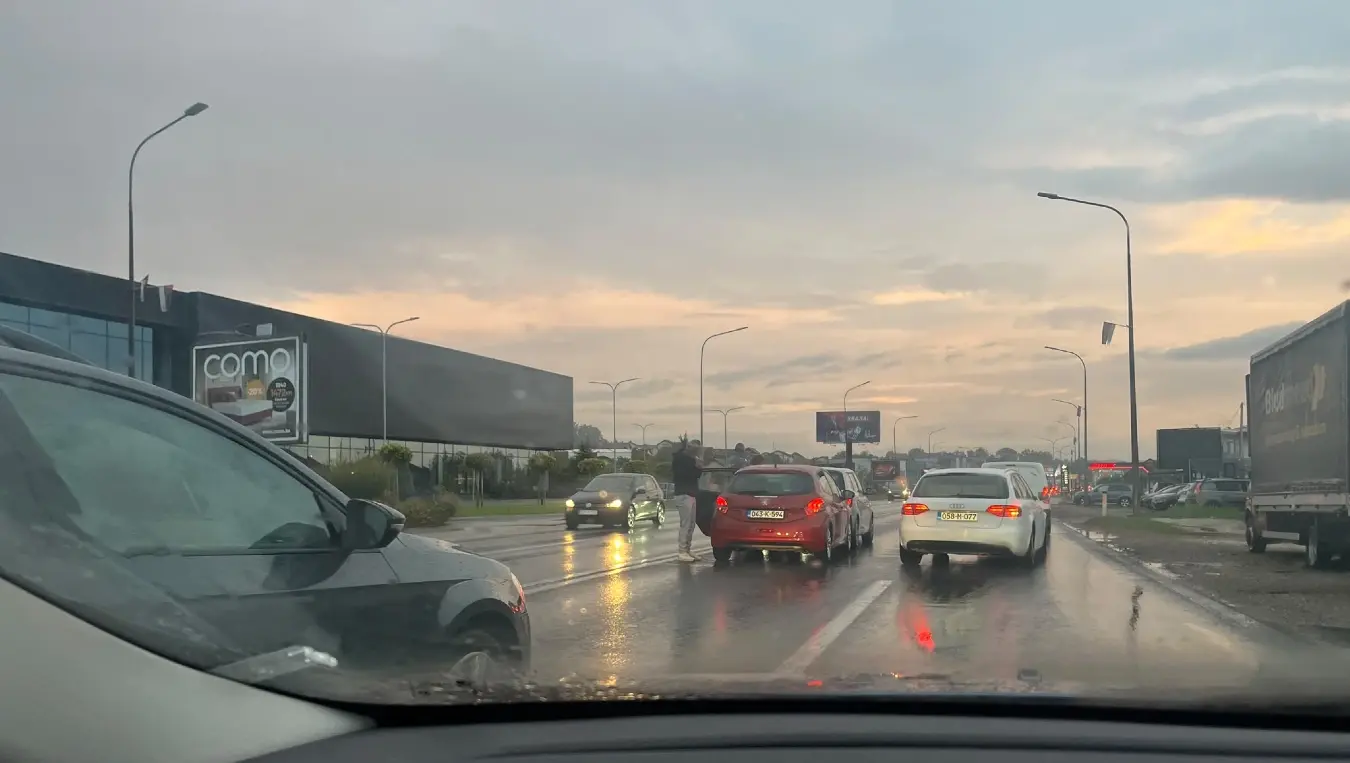 Sudar na tranzitu usporio saobraćaj u Banjaluci