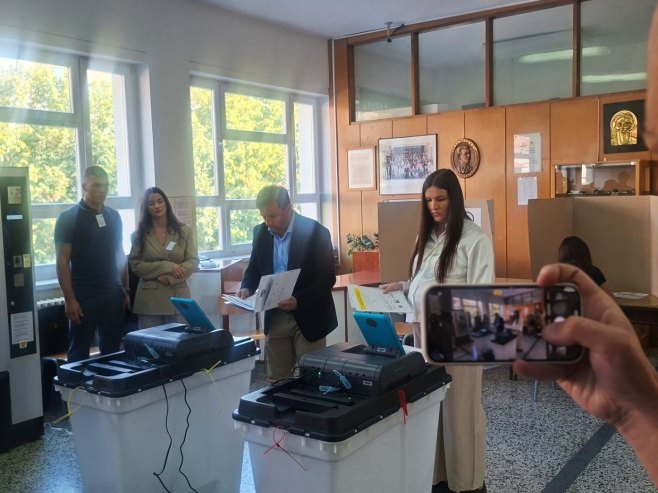 Nebojša Vukanović u Trebinju obavio glasanje na opštim izborima