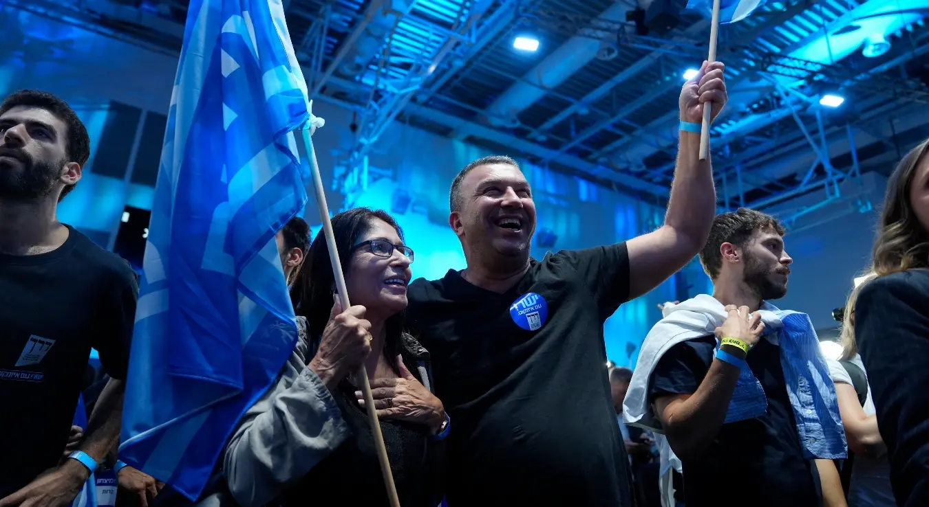 Preliminarni rezultati u Izraelu daju prednost opoziciji