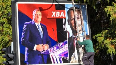 Zamjena plakata u Kotor Varošu oslikava izborni rasplet
