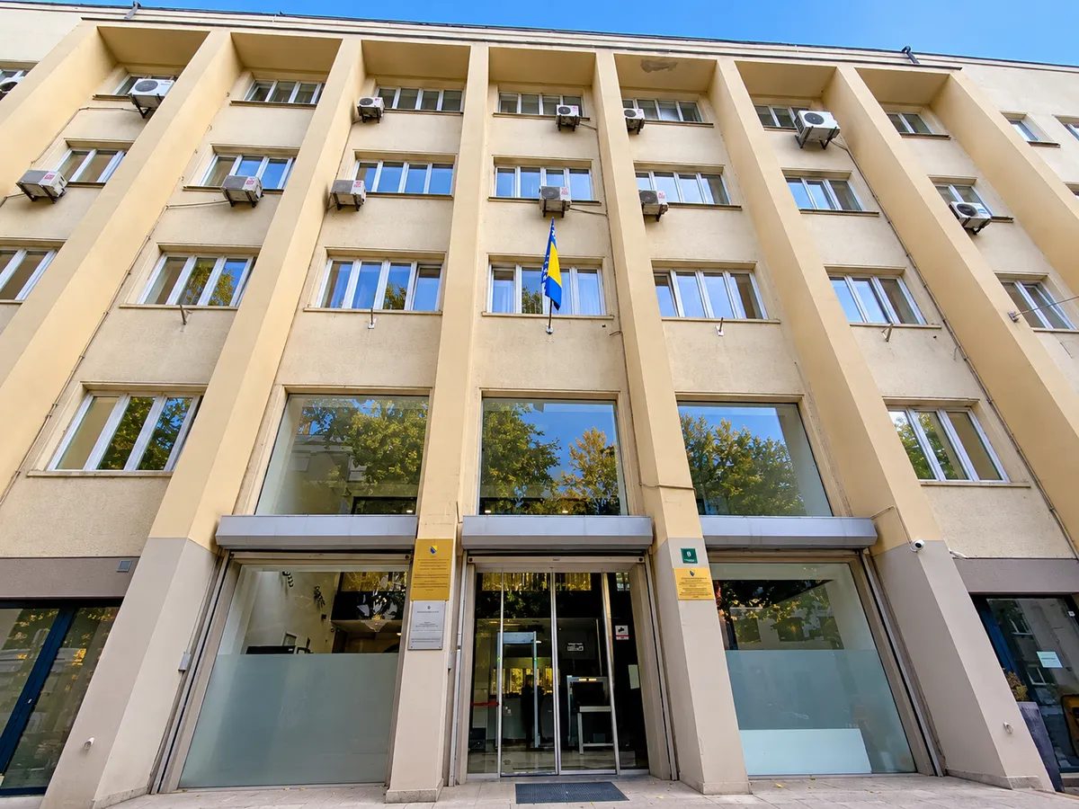 Afera u mostarskoj banci: Otkazi i krivične prijave zbog sumnje u pronevjeru novca štediša