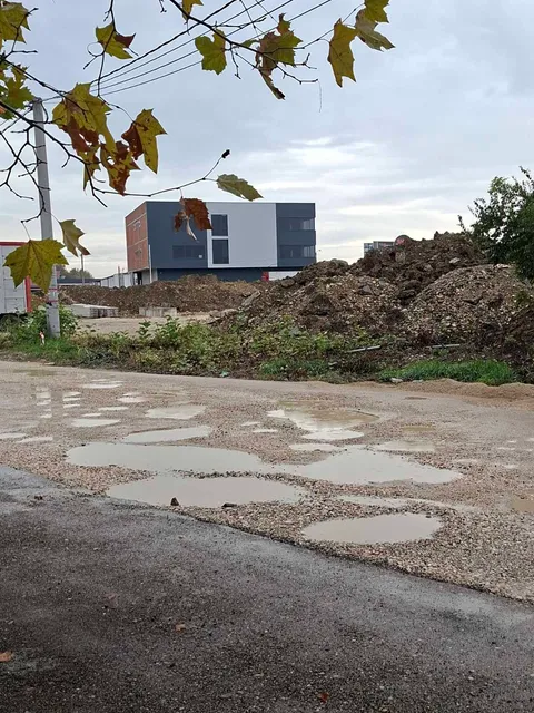 Subotička ulica mjesecima pod šljunkom: Put raskopan i zaboravljen nakon radova na vodovodu