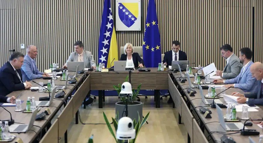 Nove osnovice za primanja: Povećanje plata u institucijama BiH za 2027. godinu