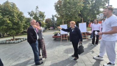 Besplatni zagrljaji i poziv na razgovor u centru Banjaluke