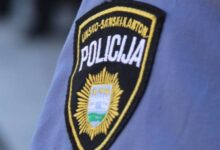 Pretresi u Cazinu: Oduzeta droga i digitalna vaga, osumnjičeni priveden