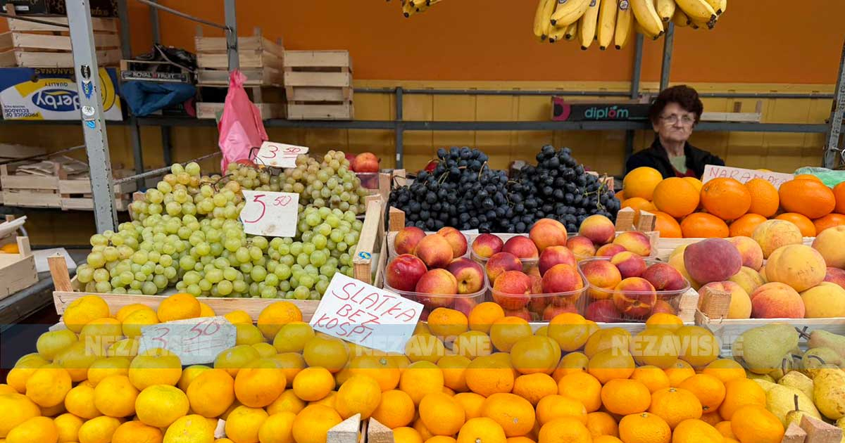 Banjalučka pijaca u bojama jeseni: Bogata ponuda na tezgama i lekcija o ranom ustajanju