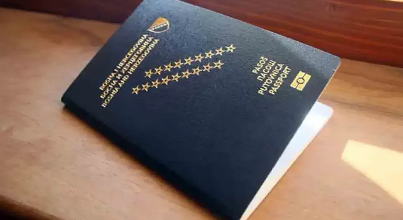 Prelazak granice za djecu sa dvojnim državljanstvom: Pravila putovanja uz samo jednu putnu ispravu