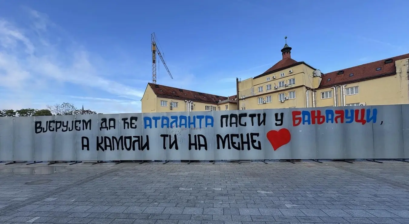Zanimljiv grafit u centru grada nakon pobjede Borca