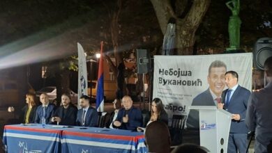 Nebojša Vukanović sa tribine u Trebinju: Svaki glas je važan