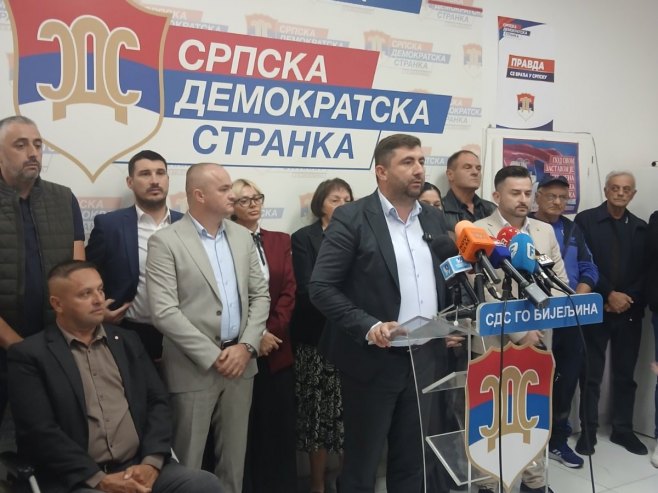 Isključenje iz SDS-a protivno statutu: Ljubiša Petrović odbacuje odluku stranačkog rukovodstva