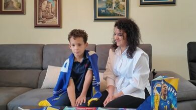 Mali dječak iz Banjaluke izlazi na teren sa fudbalerima BiH protiv Rumunije