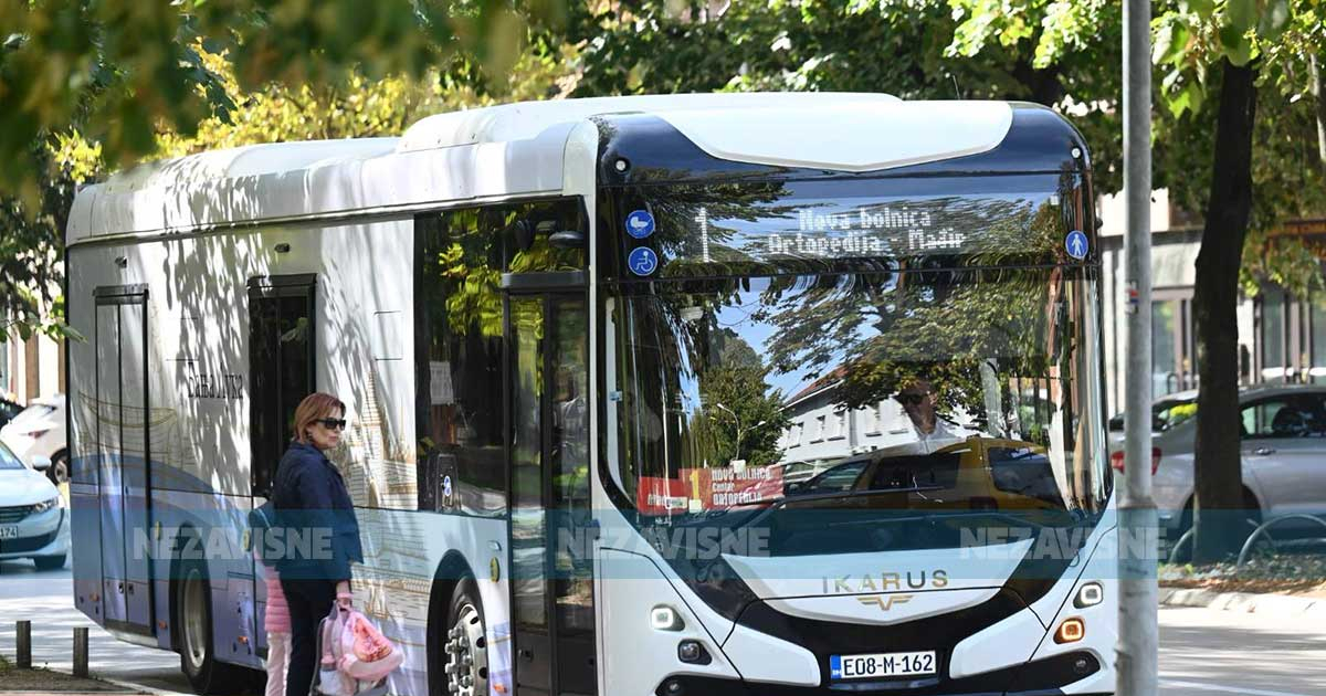 Novi električni autobusi na ulicama Banjaluke: Putnici hvale udobnost i žele više linija