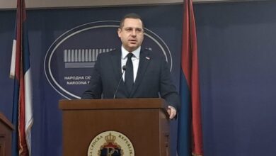 Kovačević poručio da Republika Srpska ima pravo podržati Vučića