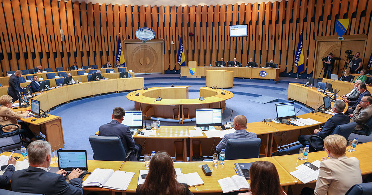 Izbor srpskih delegata u Dom naroda: SDS u neizvjesnoj trci za mandat