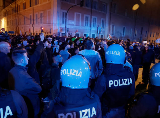 Vodeni topovi i hapšenja: protesti širom Italije eskalirali u Rimu