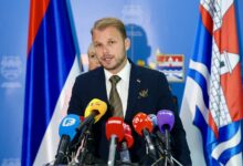 Draško Stanivuković i šefovi odborničkih klubova u petak o budžetu