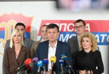 Branko Blanuša poručio da nije ponudio ostavku i da Petrović ostaje isključen iz SDS-a
