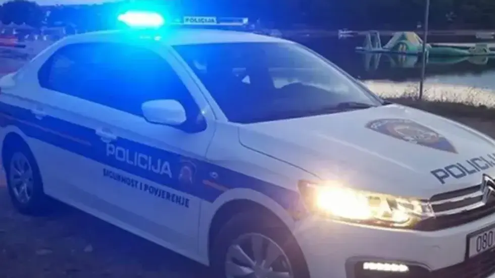 Hapšenja u Splitu pred meč Hajduka i Ajaksa: Privedene 32 osobe i zaplijenjeno oružje