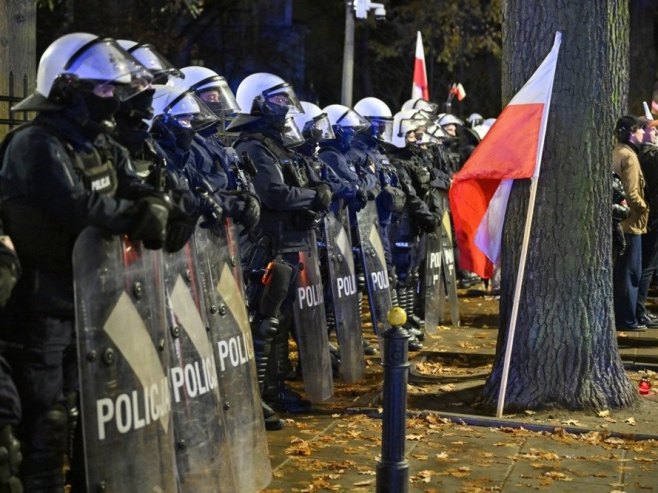 Duboka kriza u Poljskoj: Navrocki optužio Tuska za udar na sud