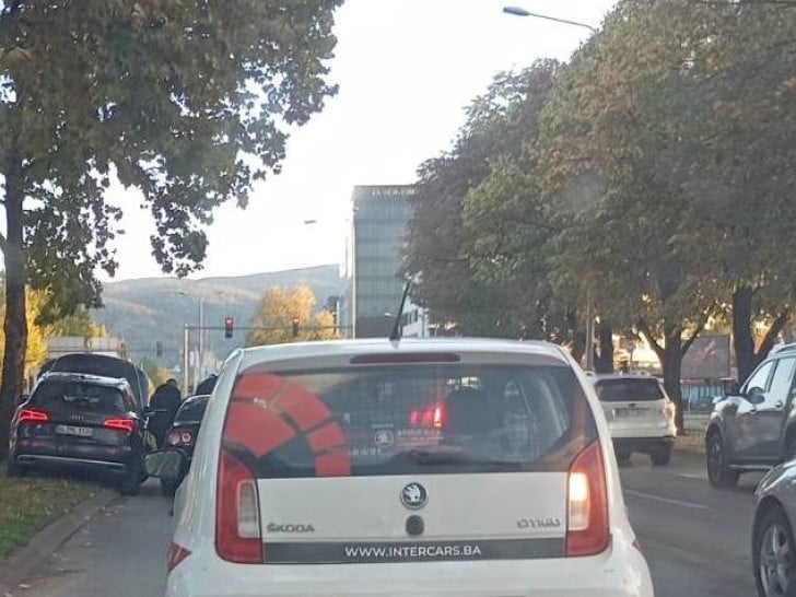 Saobraćajna nezgoda kod Lesnine stvorila zastoje u Banjaluci