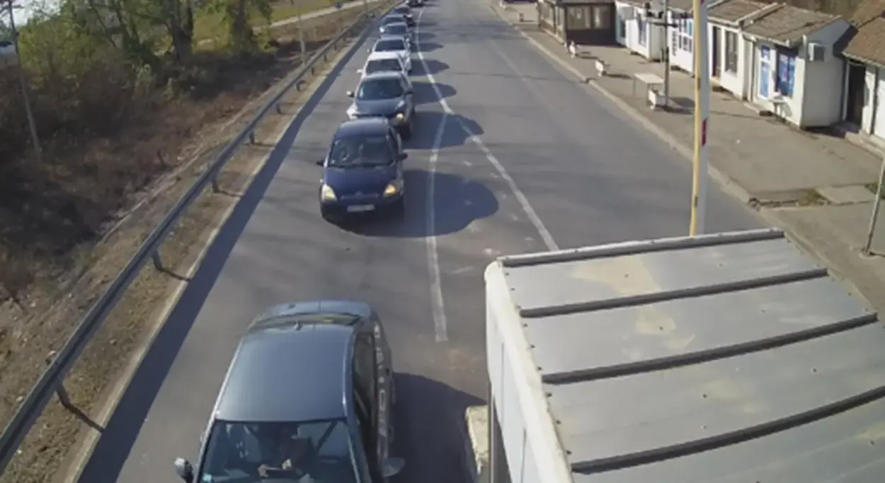 Gužve na graničnim prelazima: Duga čekanja na izlazu iz BiH