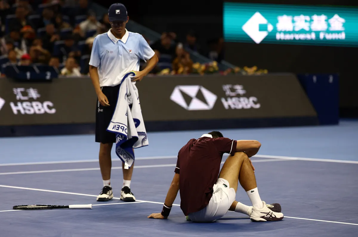 ATP turnir u Pekingu: Đoković u finalu poslije diskvalifikacije Medvedeva