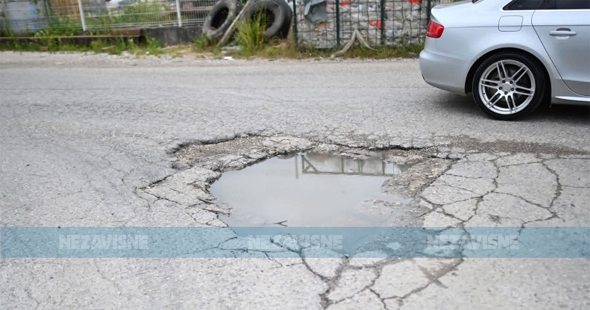 Oštećene bankine prijete vozačima i pješacima u dva banjalučka naselja