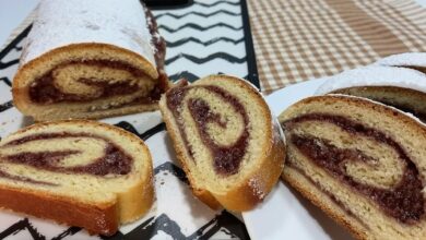 Domaća štrudla sa orasima i pekmezom od šljiva