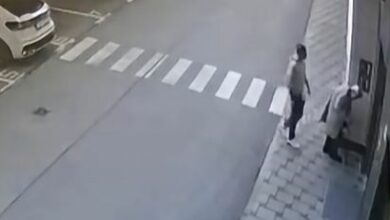 Opljačkana starija žena u centru Sarajeva: Nadzorne kamere snimile incident
