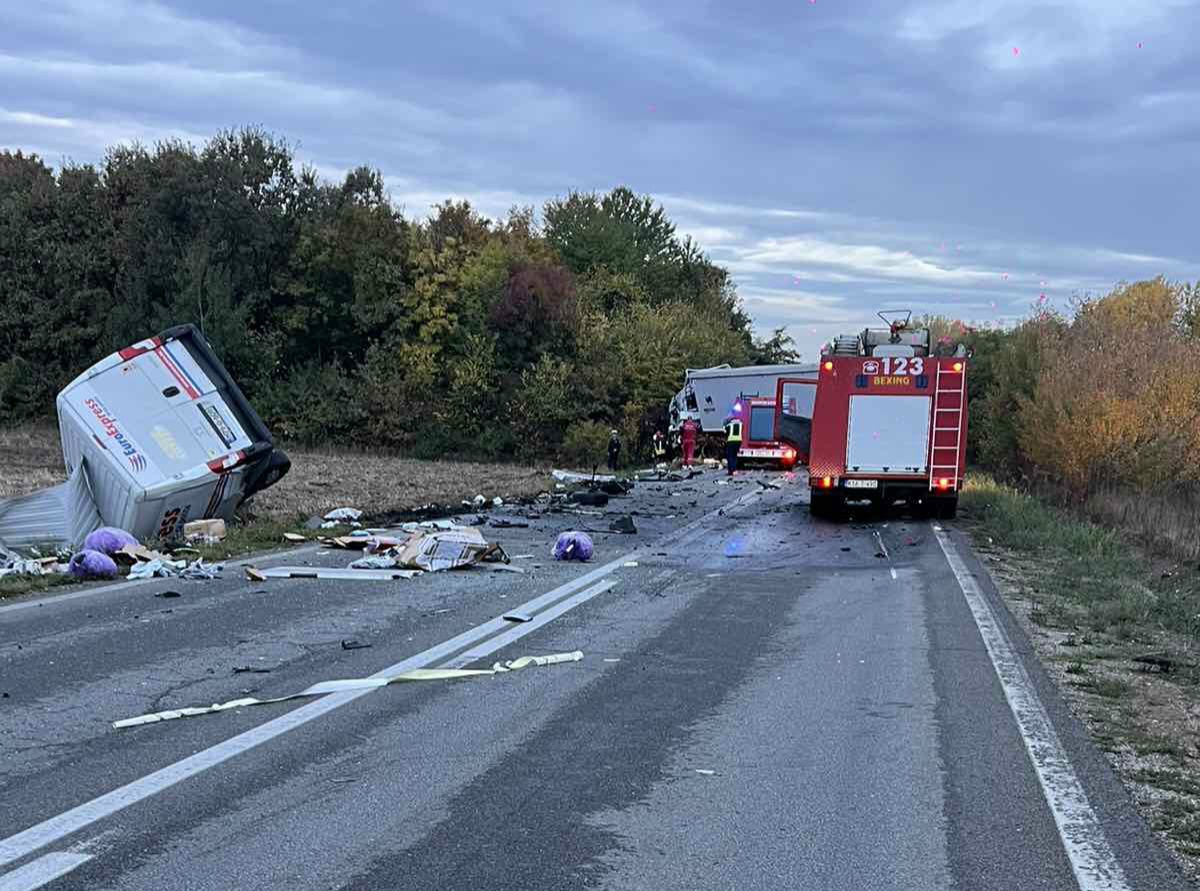 Težak sudar kod Bijeljine: Prevrnuto vozilo brze pošte na obilaznici