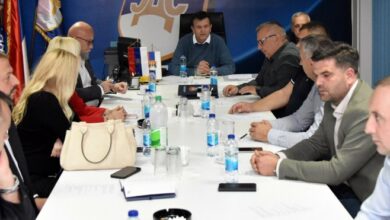 Previranja u SDS-u: Članovi napustili sjednicu zbog isključenja Petrovića