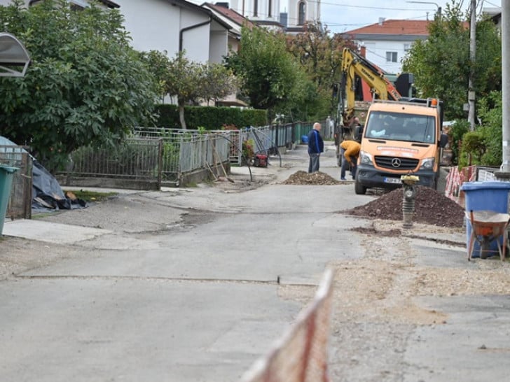 Mještani Petrićevca nakon zamjene vodovoda traže i obnovu ulica
