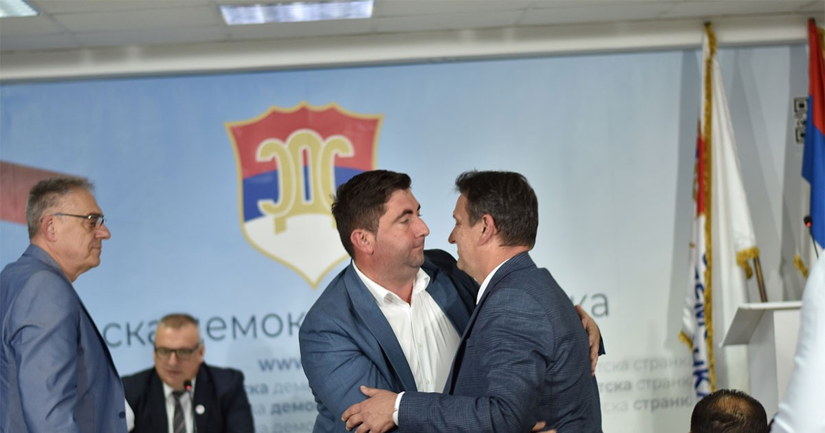 Sjednica Predsjedništva SDS-a u Banjaluci: Petrović najavio obraćanje prije stranačkog sastanka
