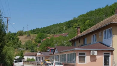 Granica u Međurečju dijeli imanja, njive i seosko groblje